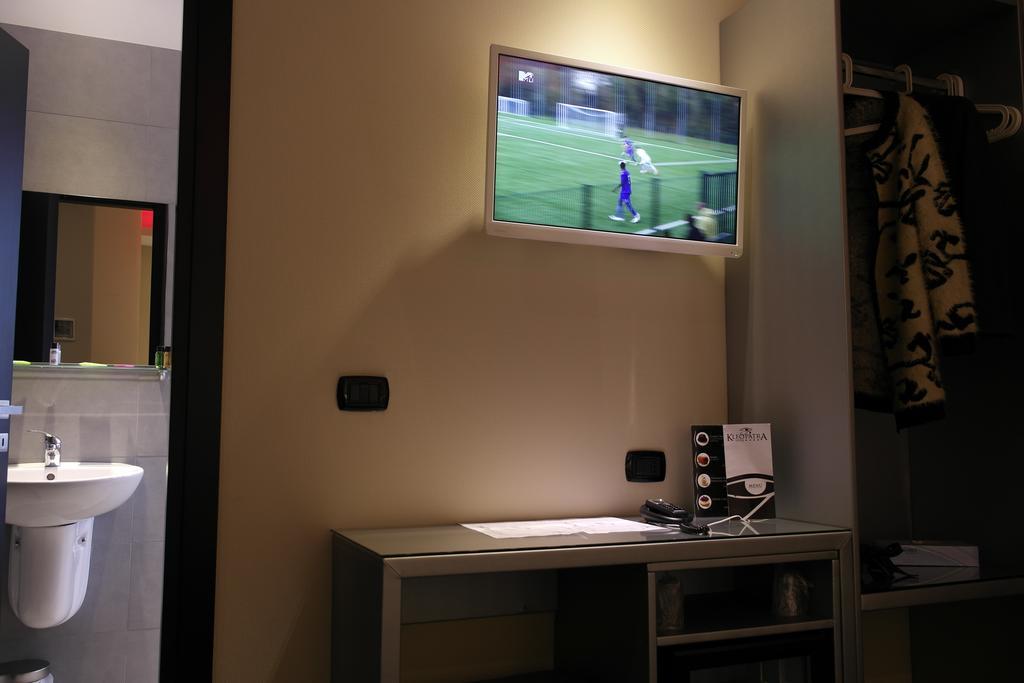 Kleopatra Design 4* Napoli