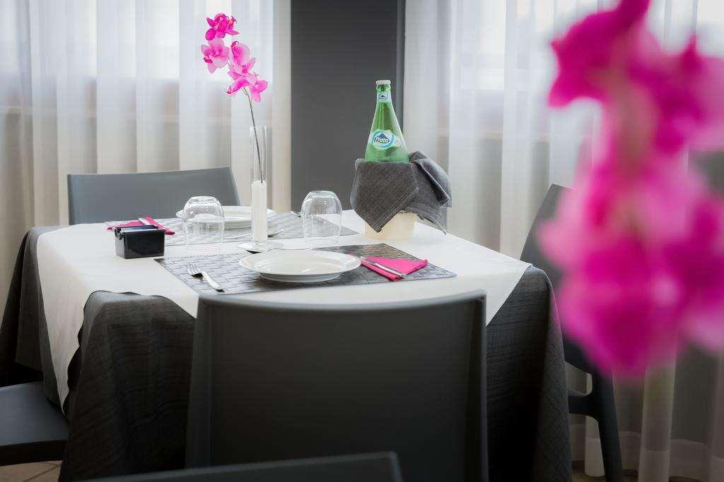 Kleopatra Design 4* Napoli